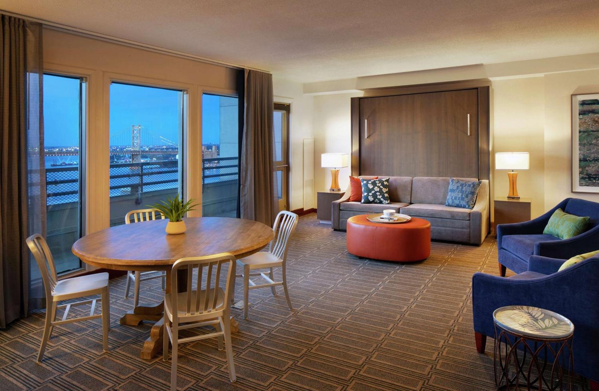 Hilton Philadelphia At Penn'S Landing Hotel Exterior foto
