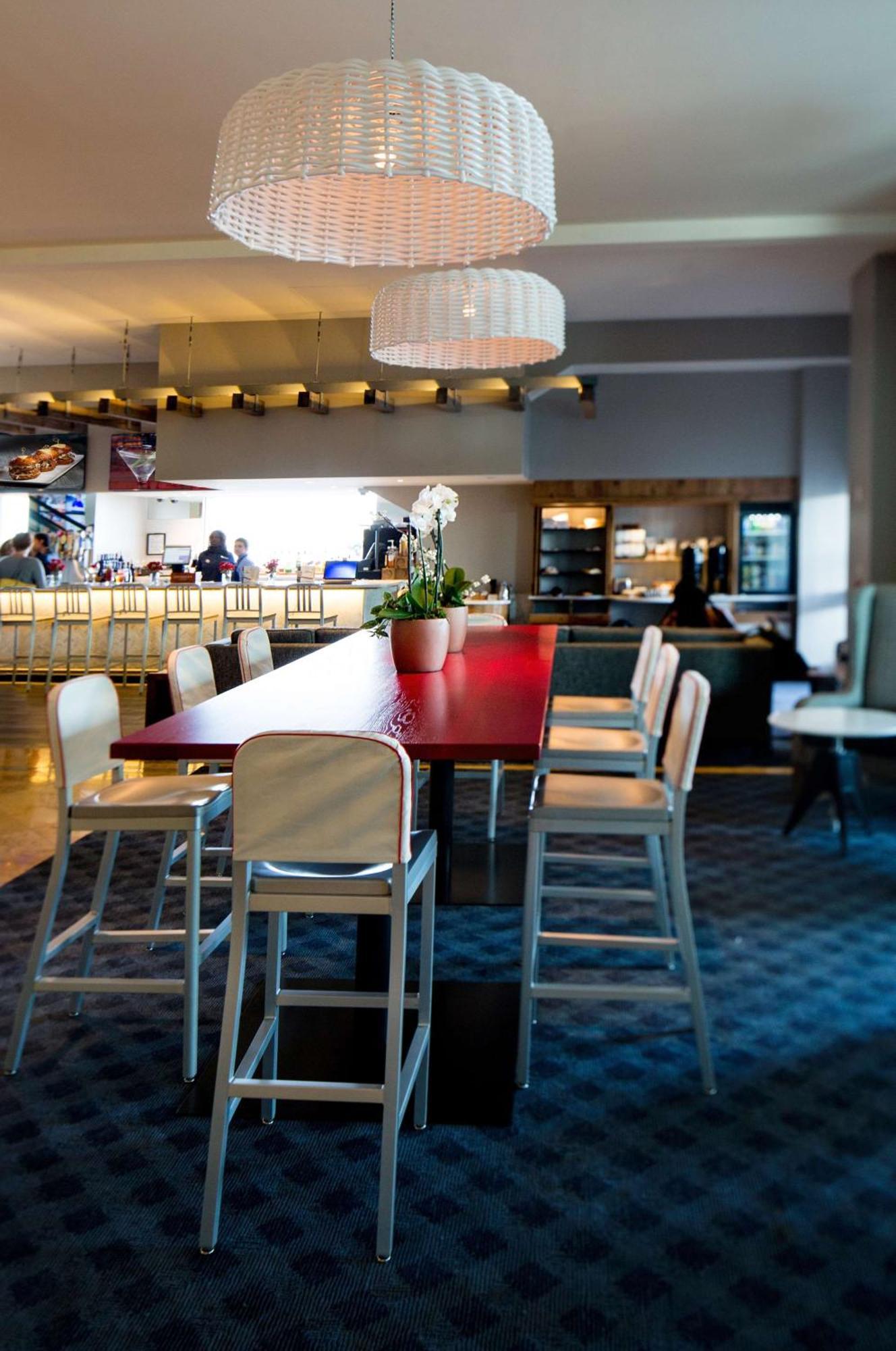 Hilton Philadelphia At Penn'S Landing Hotel Exterior foto